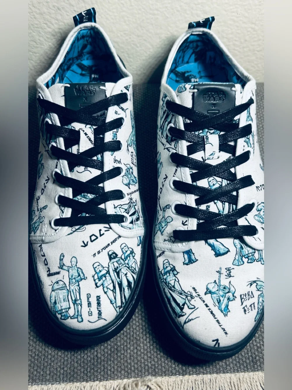 TOMS Star Wars x Travel Lite Low Sneaker White Characters Sketch Print